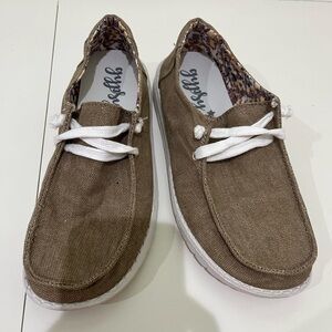 Women’s Gypsy Jazz